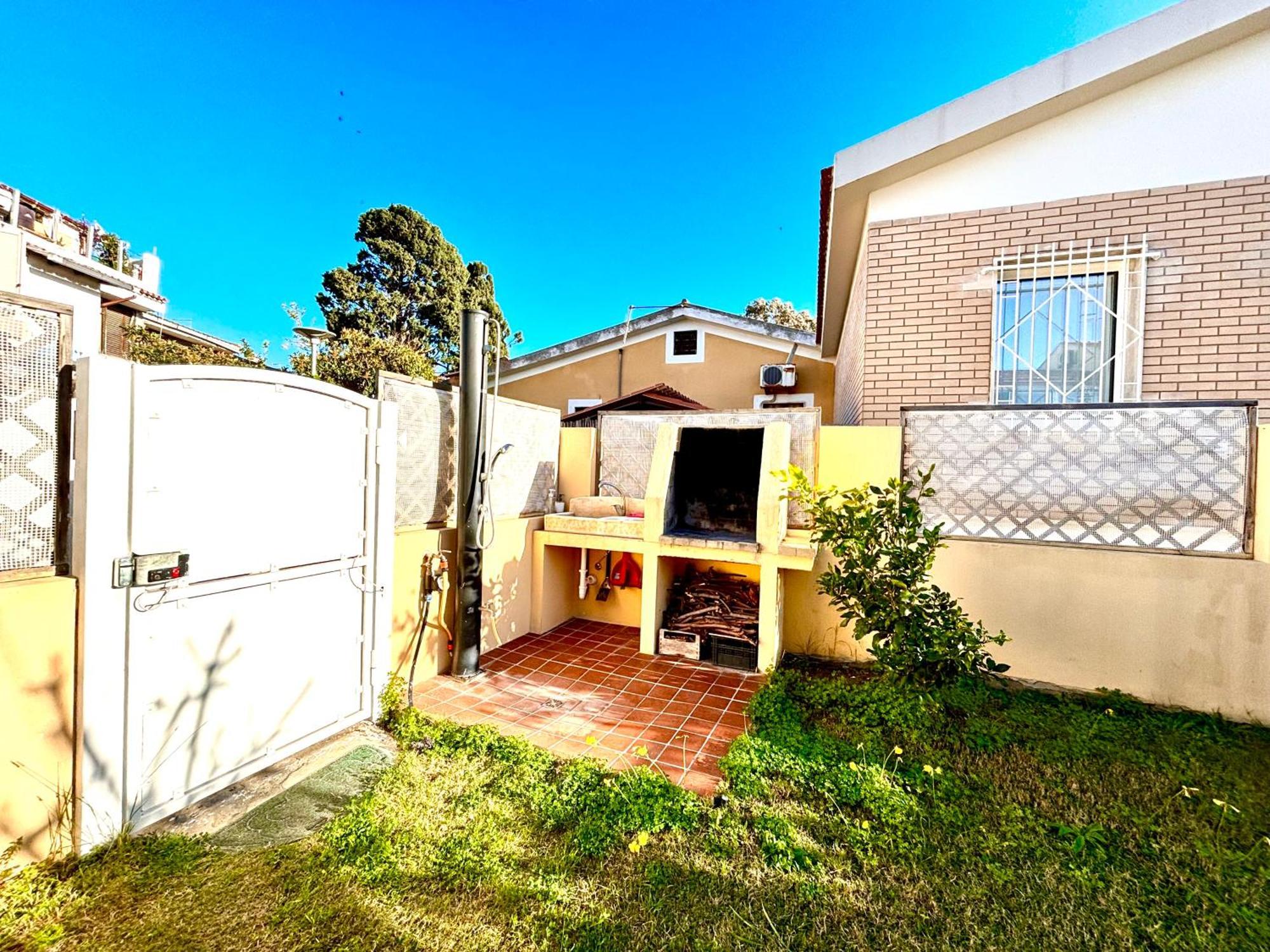Villa Poetto Beach By Home And Experience , Cagliari, Poetto المظهر الخارجي الصورة